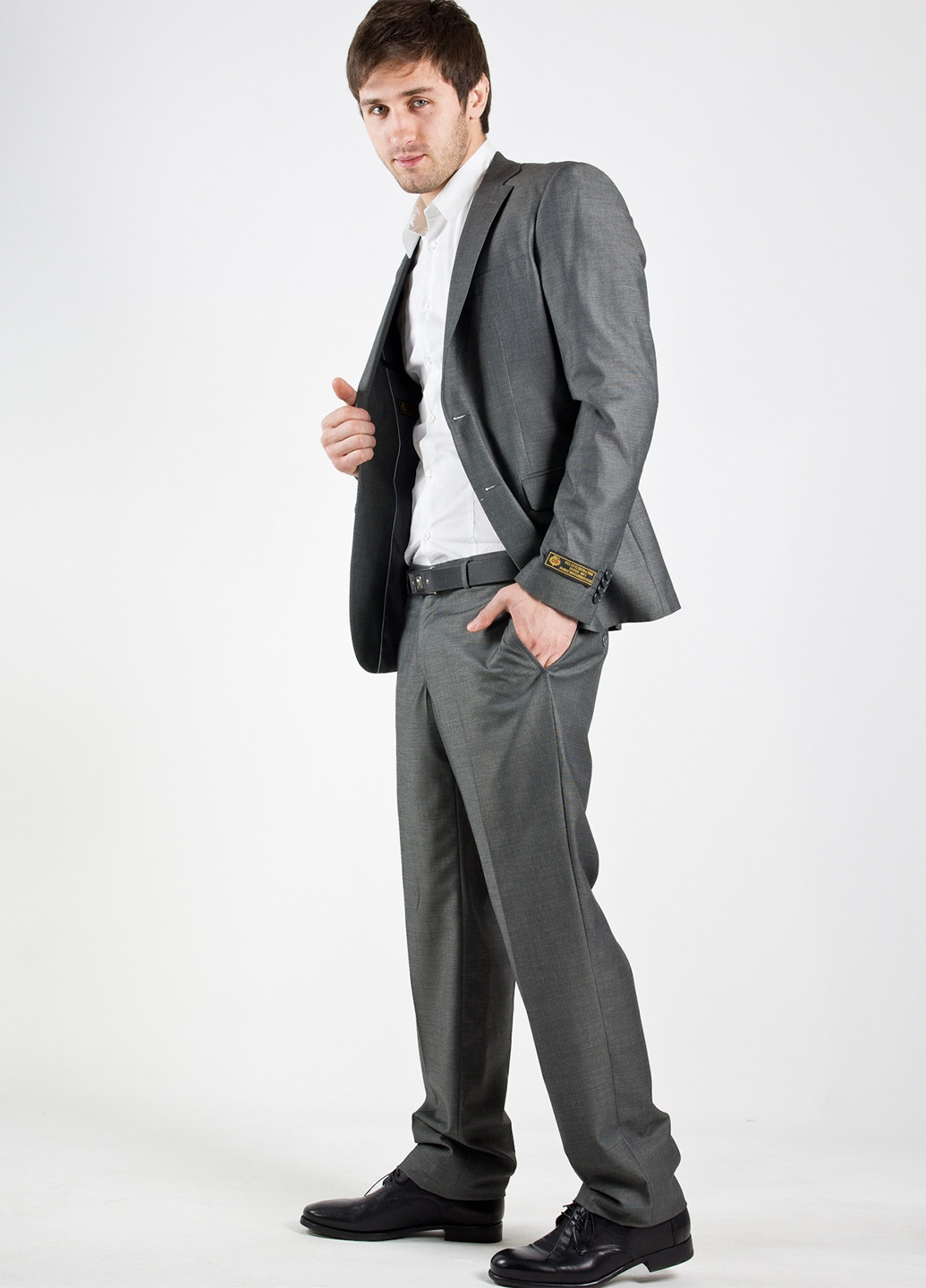 Сірий костюм Moscanueva