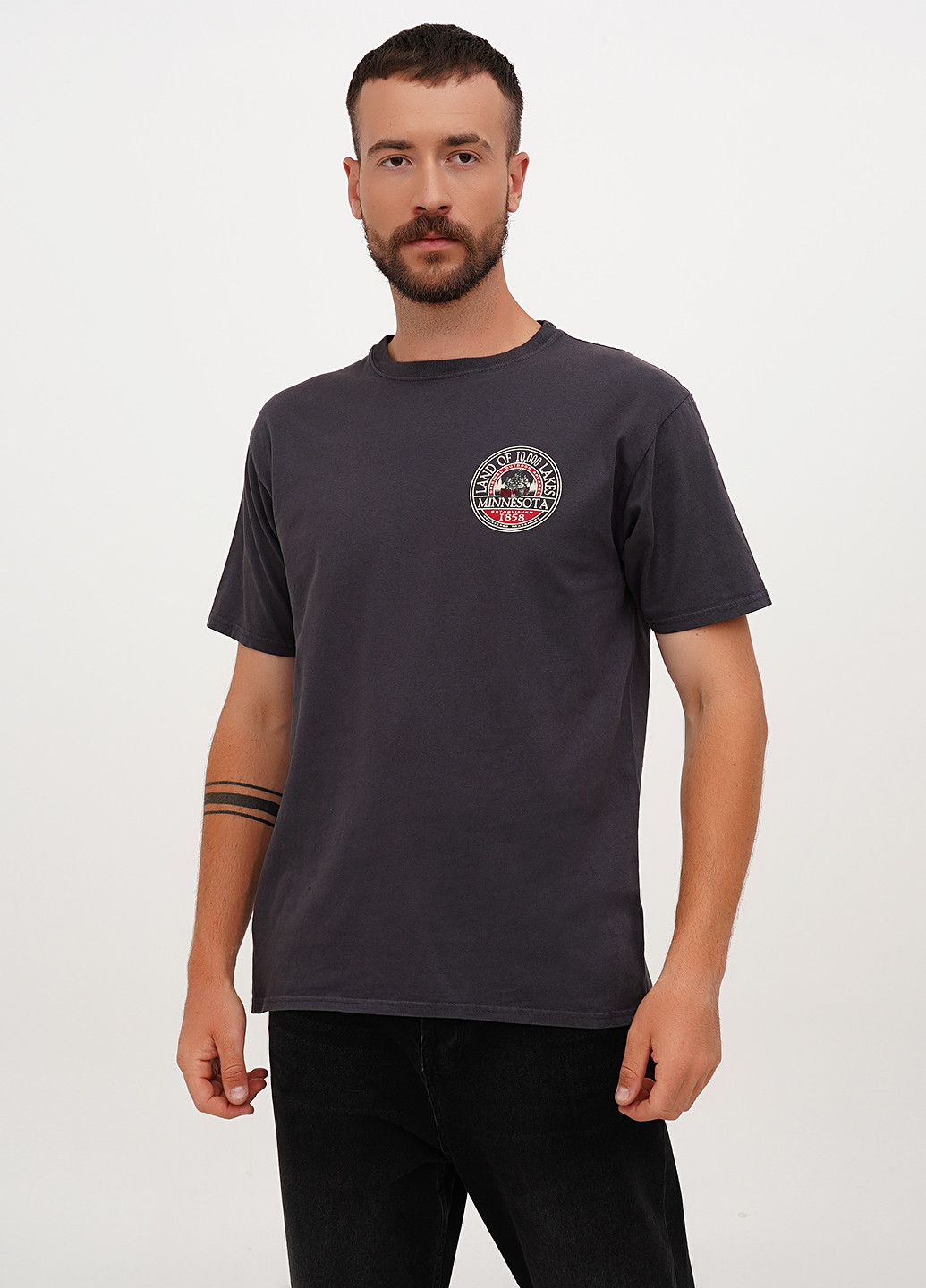 Темно-серая футболка Blue 84