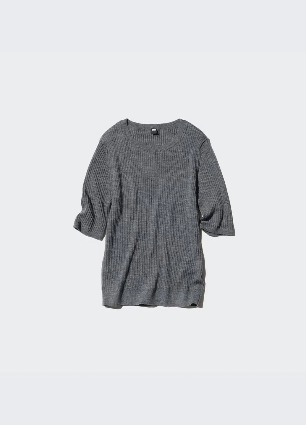 Серый демисезонный свитер Uniqlo