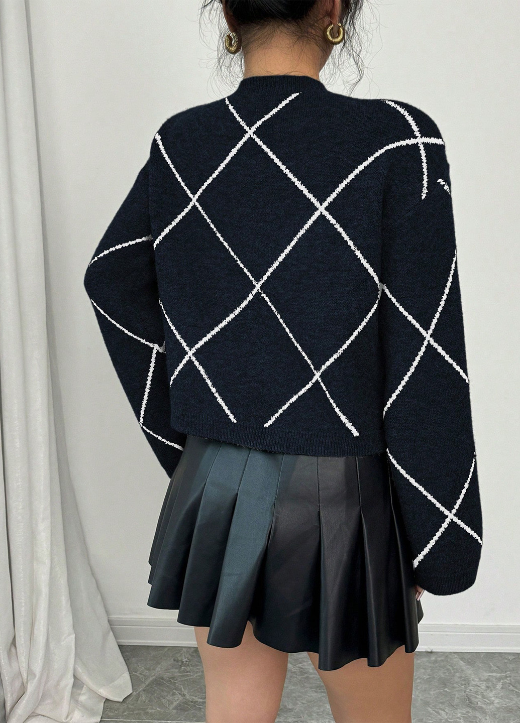 Чорний демісезонний джемпер джемпер SHEIN