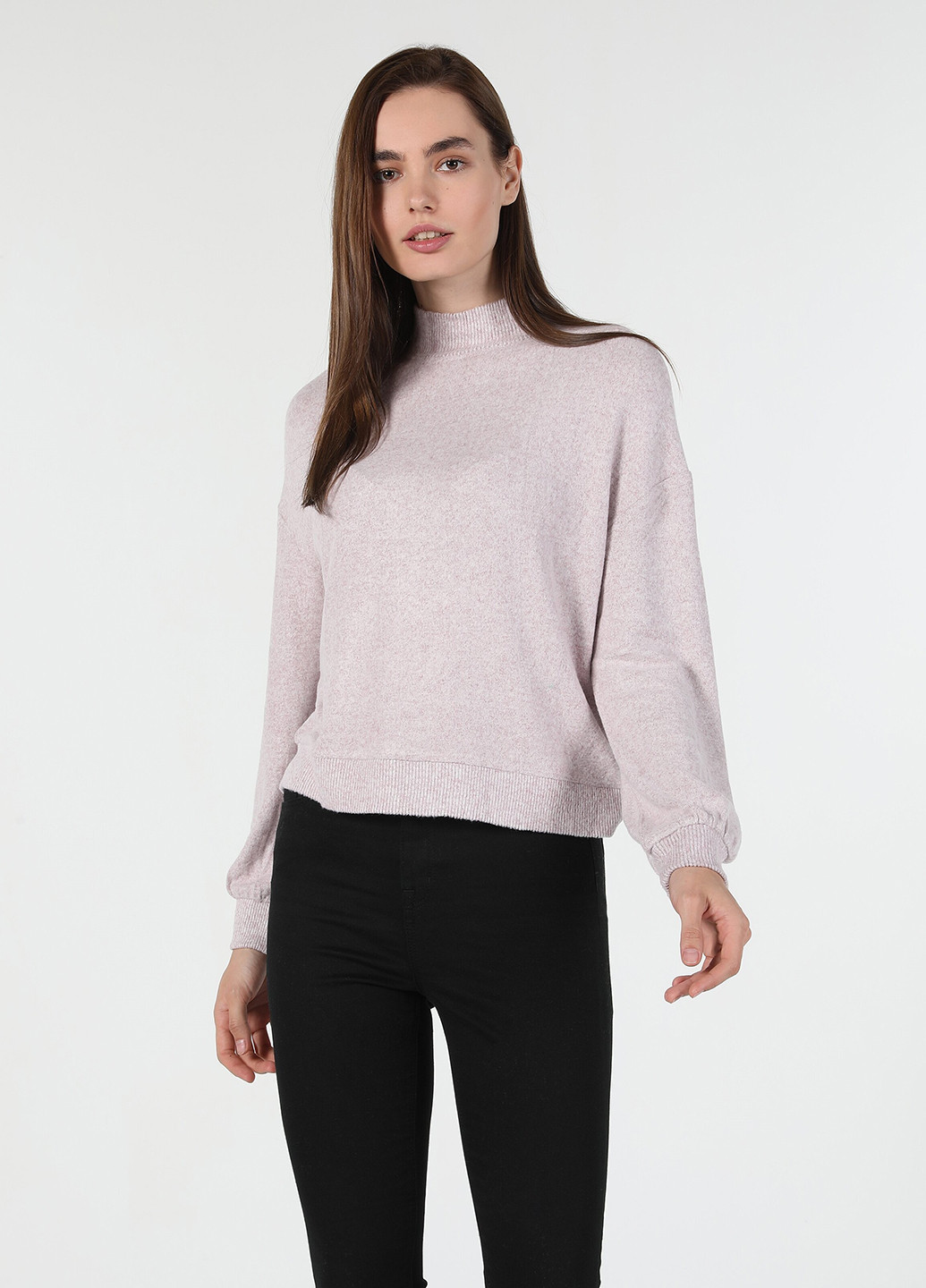 Розово-лиловый демисезонный свитер Colin's