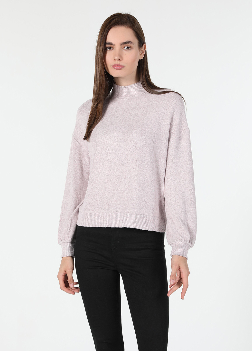Розово-лиловый демисезонный свитер Colin's