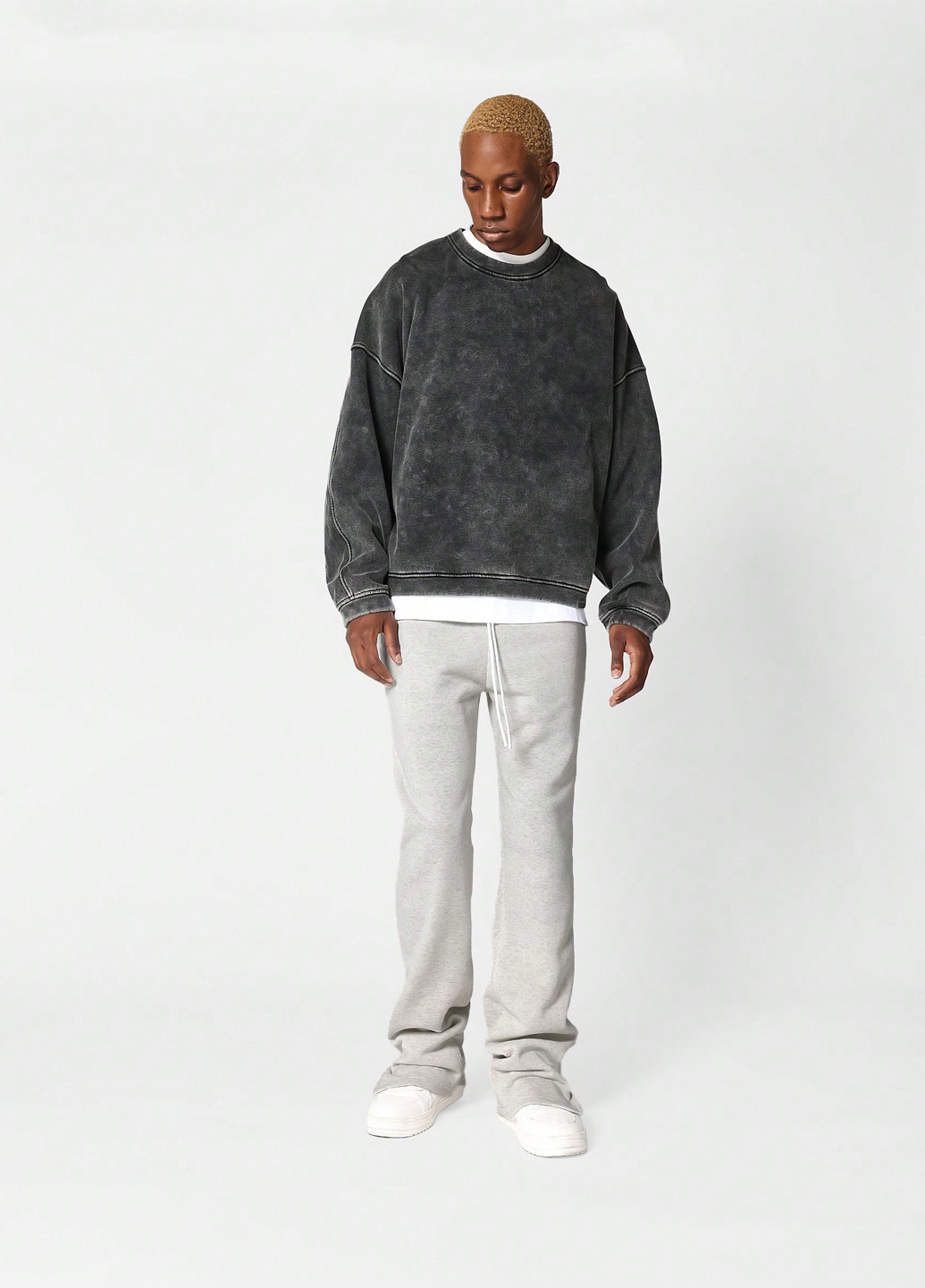 Светло-серые спортивные, кэжуал демисезонные прямые брюки SHEIN