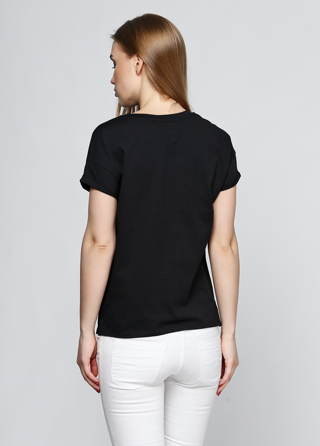 Черная летняя футболка Armani