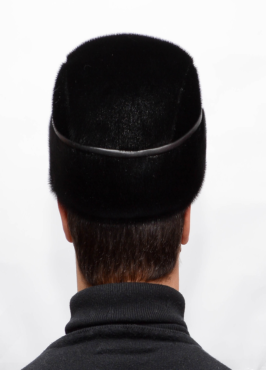 Мужская меховая шапка из меха нерпы Меховой Стиль жокейка с отворотом (199429224)