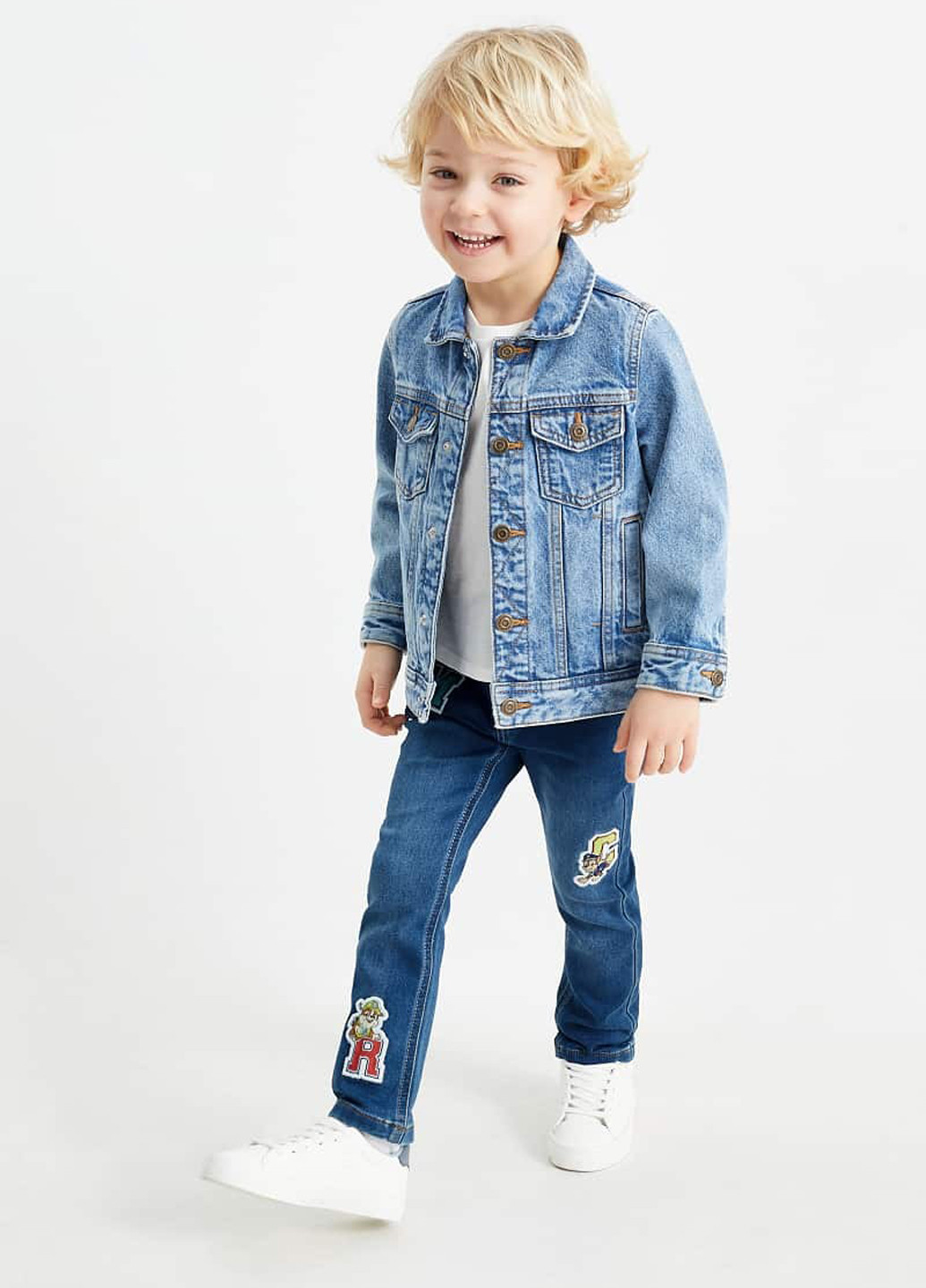 Синие демисезонные джинсы C&A