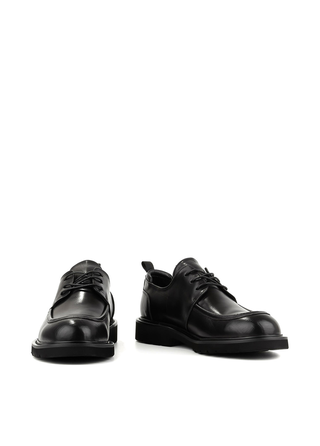 Черные классические, кэжуал туфли Le'BERDES на шнурках