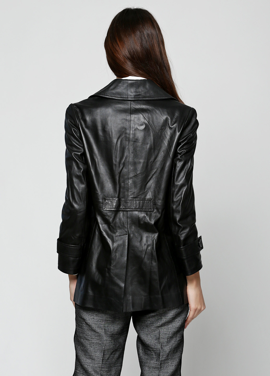Черная демисезонная куртка кожаная Max & Co