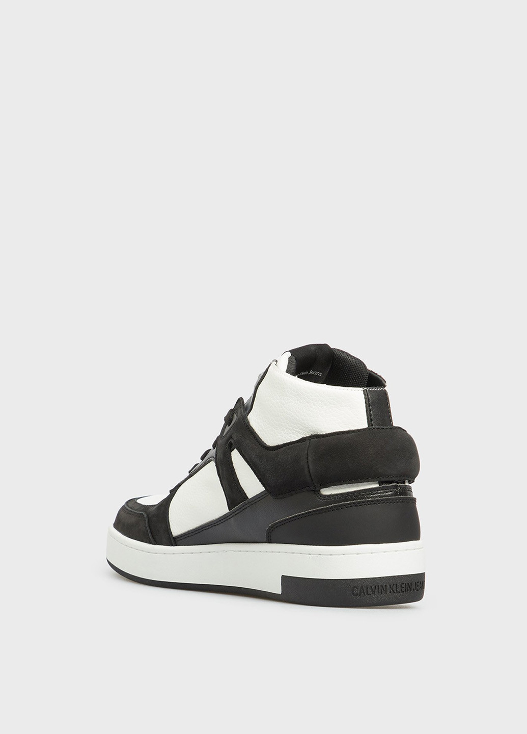 Черно-белые зимние кроссовки Calvin Klein Jeans