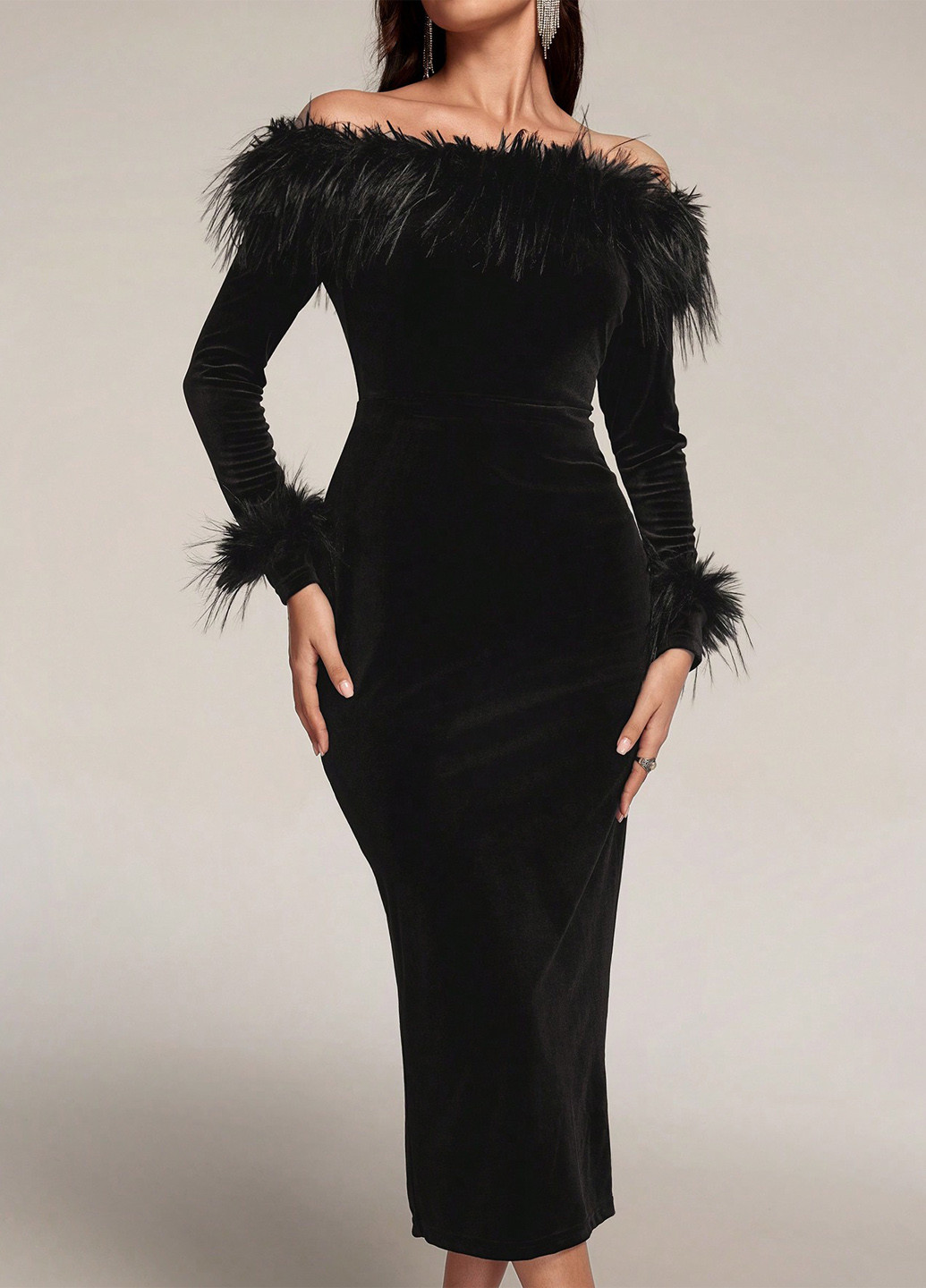 Черное вечернее платье годе, с открытыми плечами SHEIN однотонное