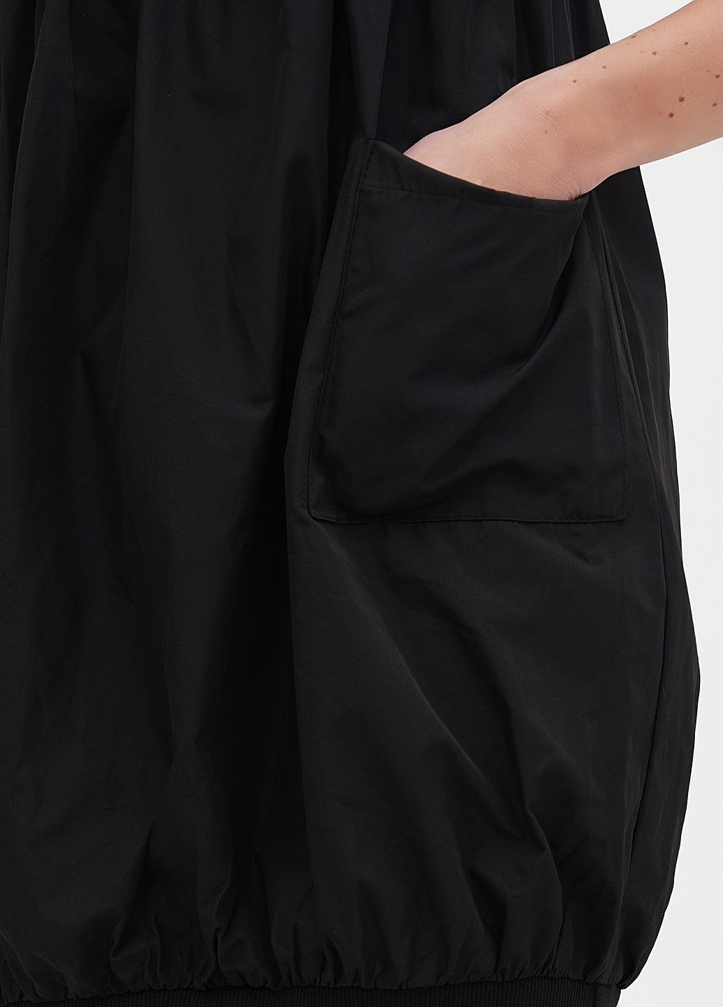 Черное кэжуал платье баллон Sassofono однотонное