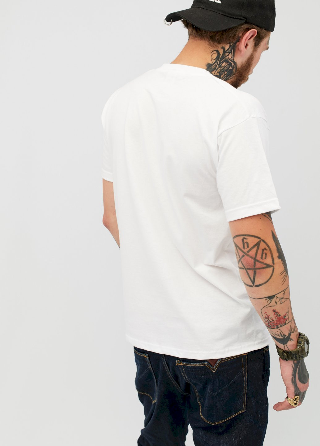 Белая футболка мужская YAPPI