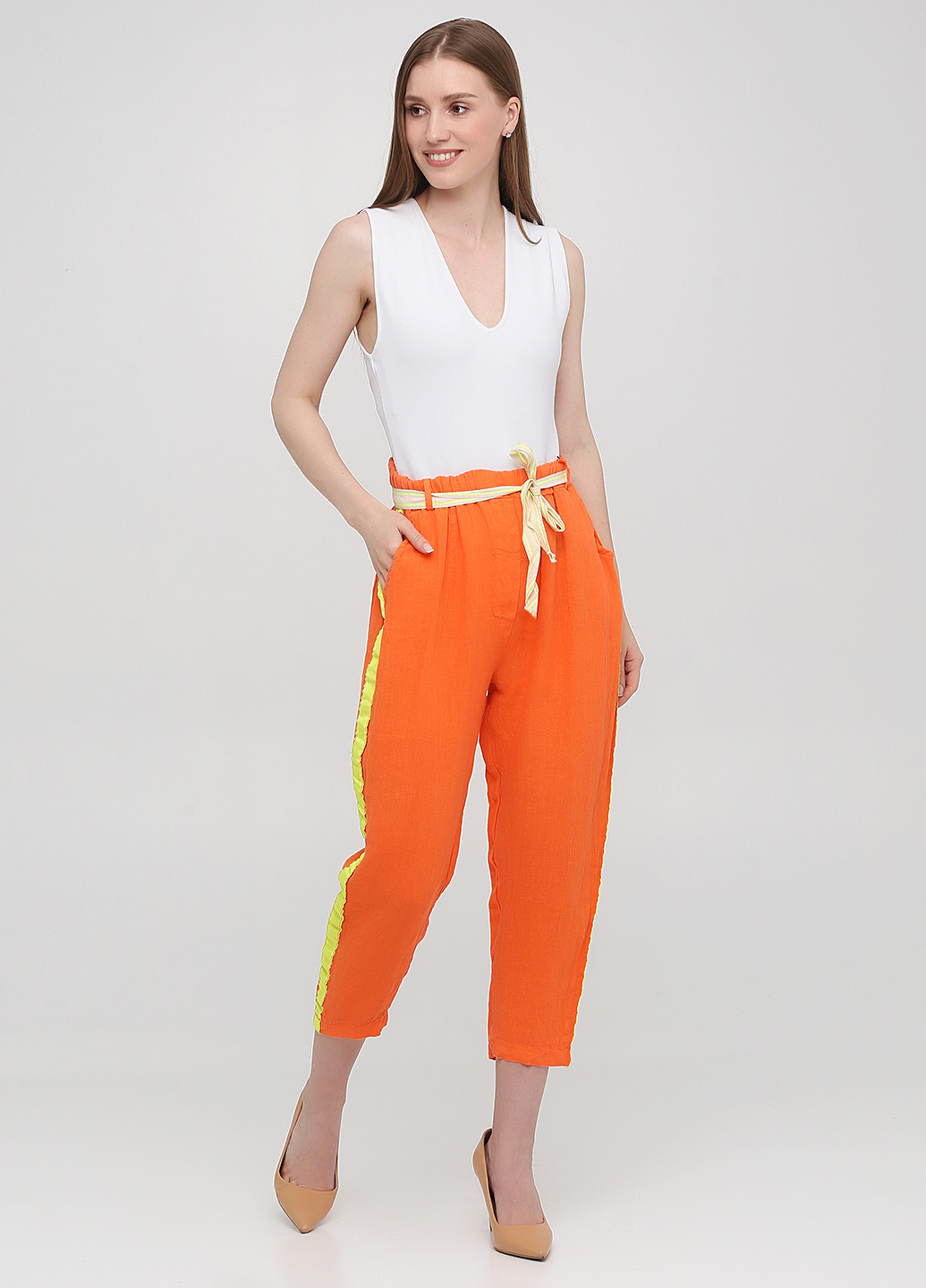 Оранжевые кэжуал летние укороченные, каррот брюки Made in Italy