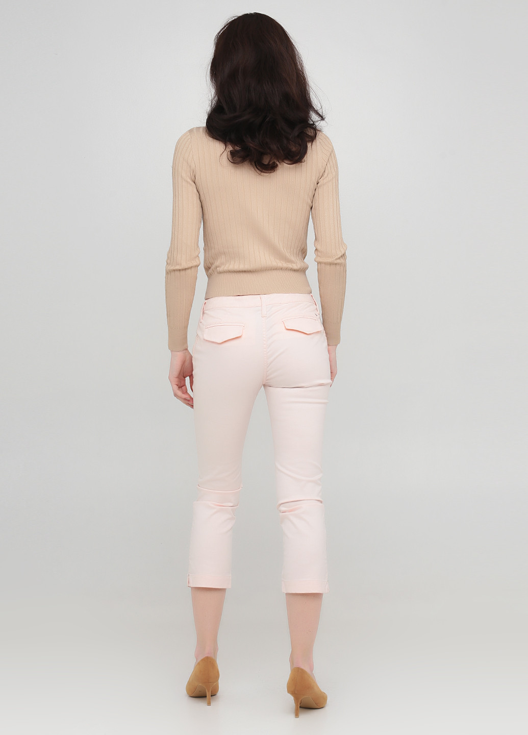 Светло-розовые кэжуал демисезонные укороченные, зауженные брюки Armani Jeans
