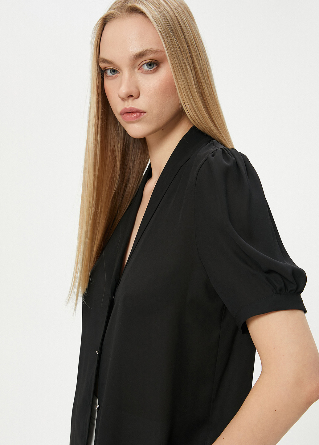 Чёрная блуза KOTON