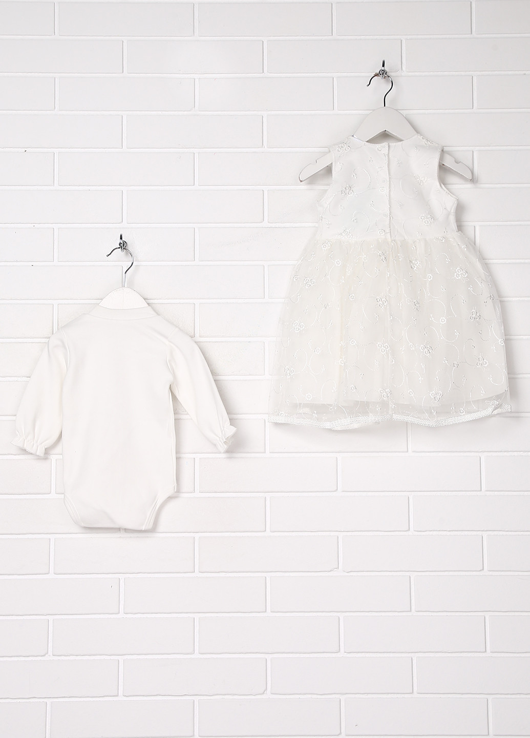 Белый демисезонный комплект (платье, боди) Baby Dream