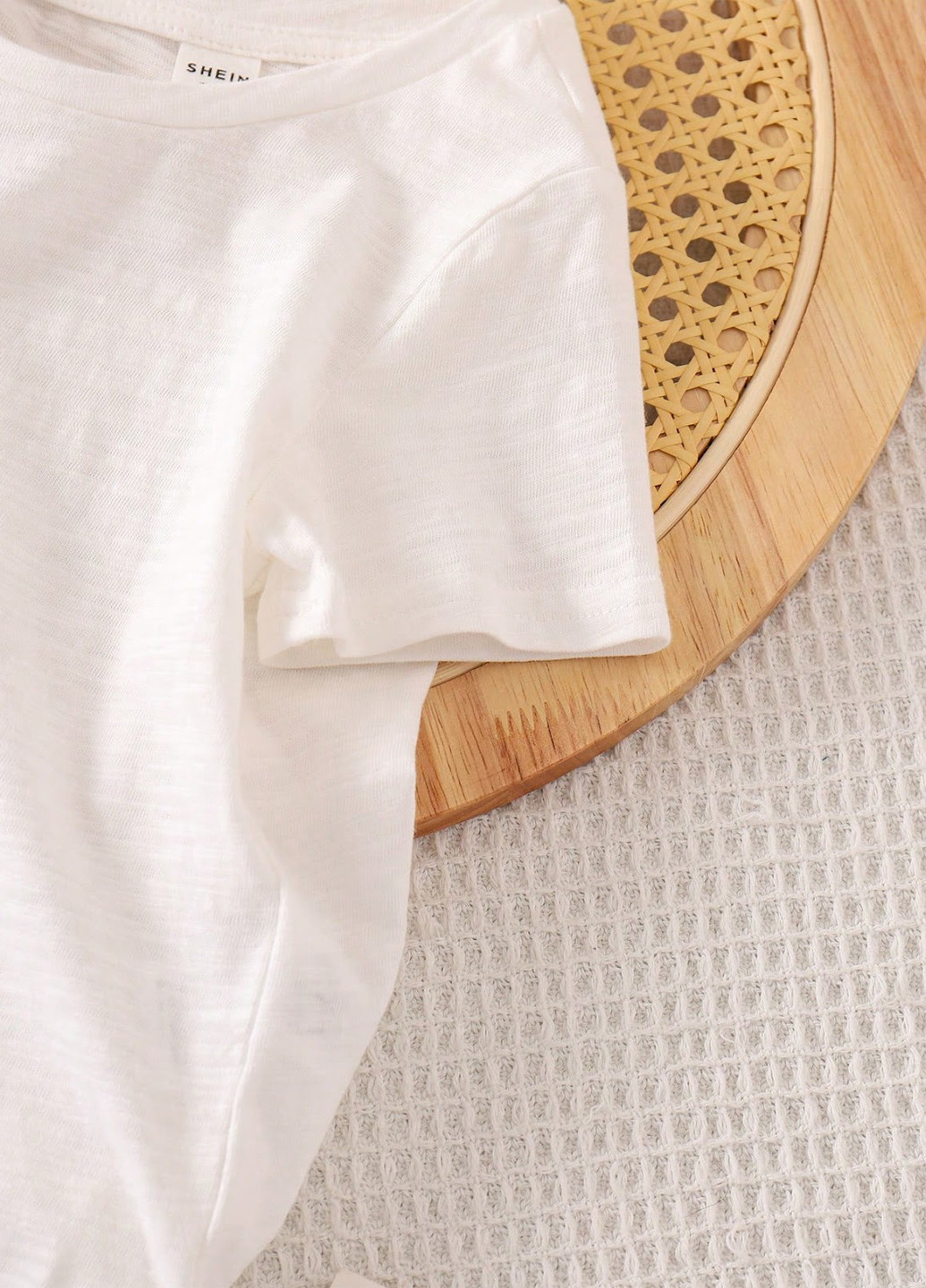 Черно-белый летний костюм (футболка, сарафан) SHEIN