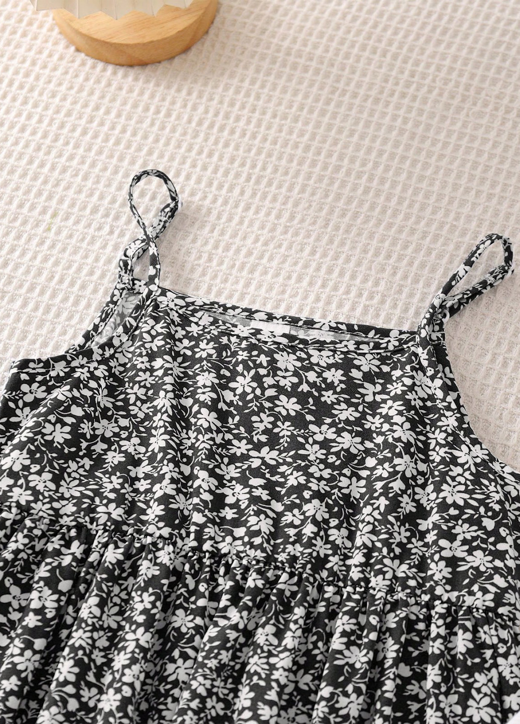 Черно-белый летний костюм (футболка, сарафан) SHEIN