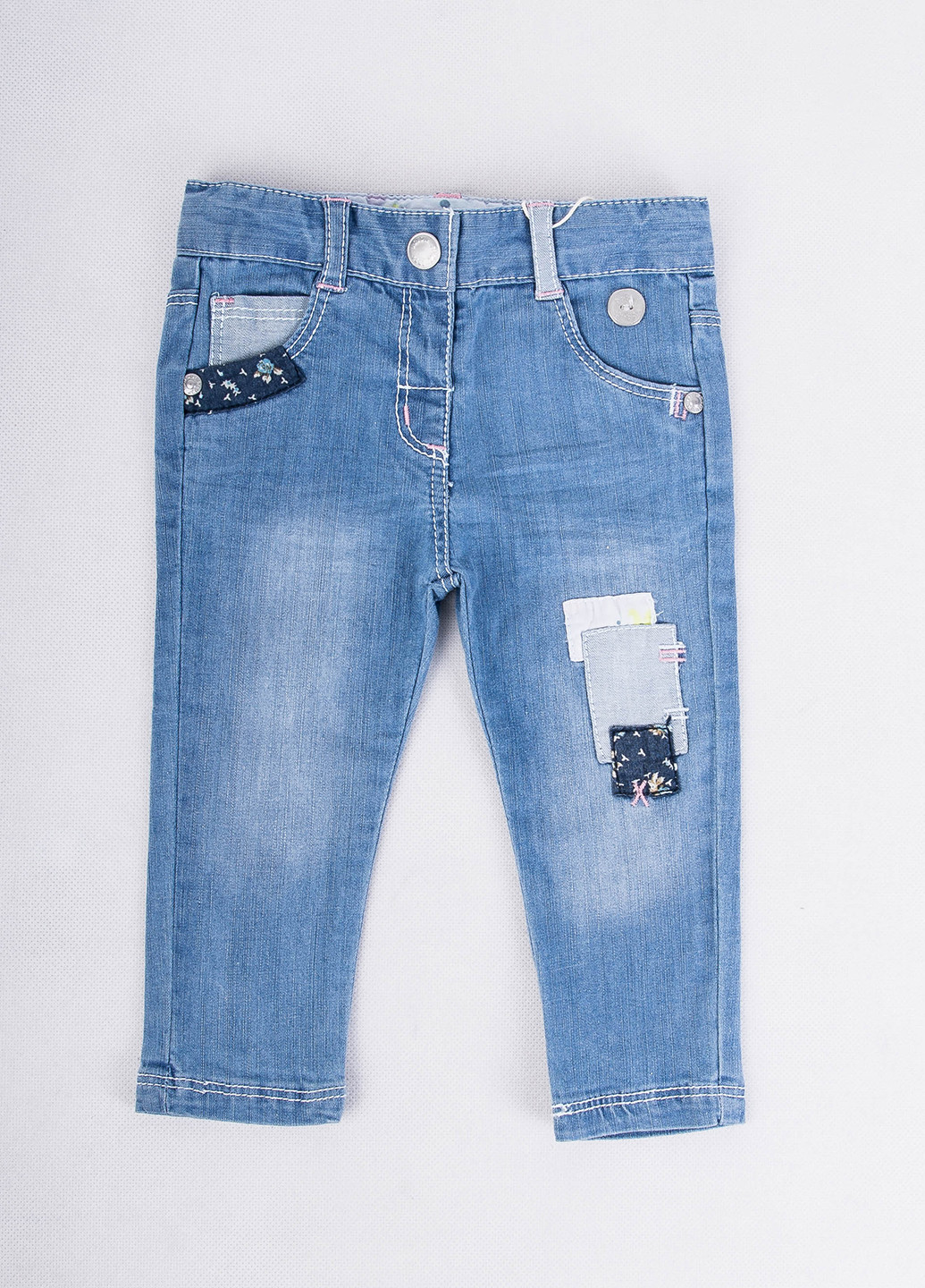 Светло-синие демисезонные зауженные джинсы Boboli