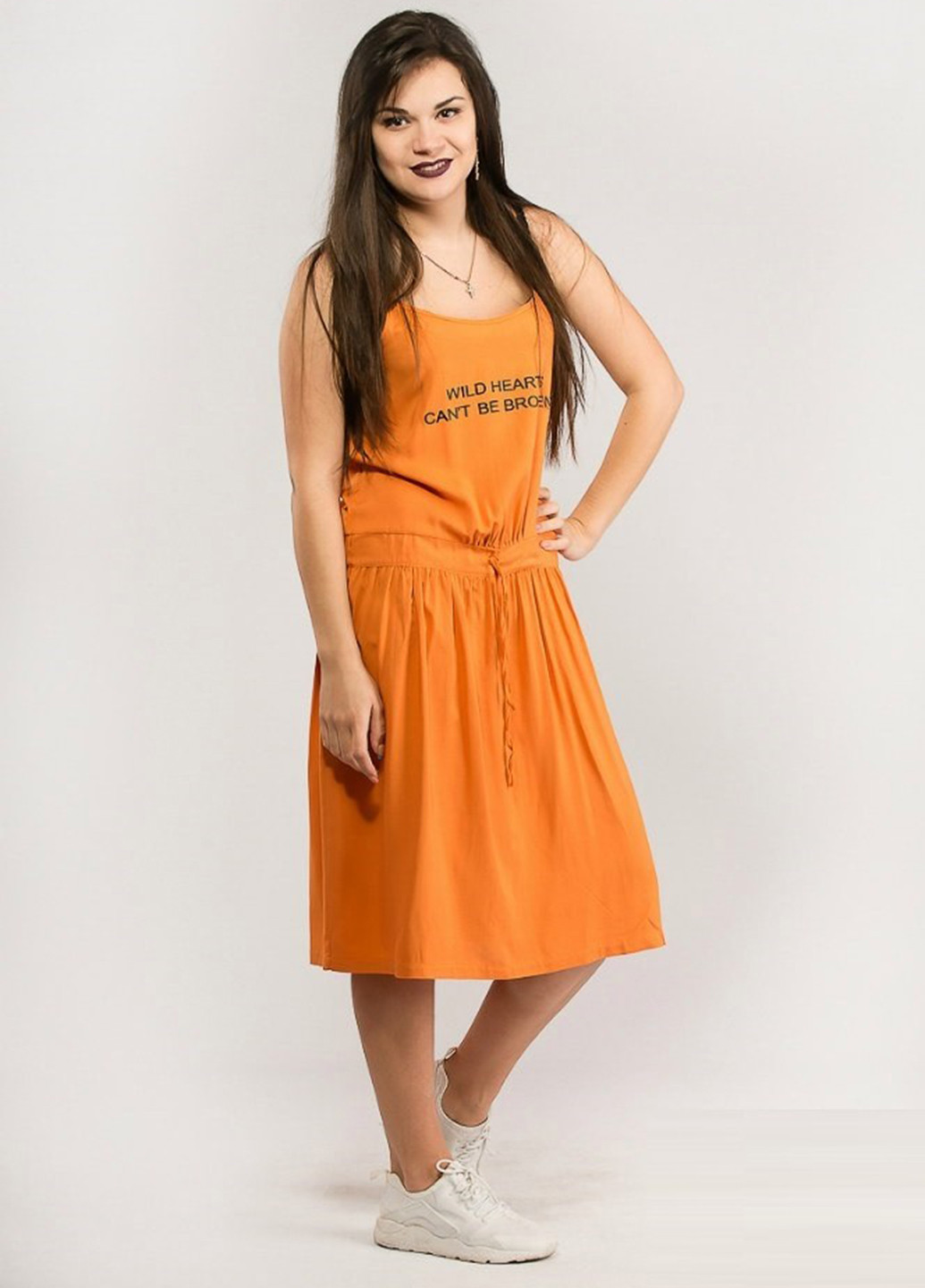 Оранжевое кэжуал платье Modna Anka однотонное