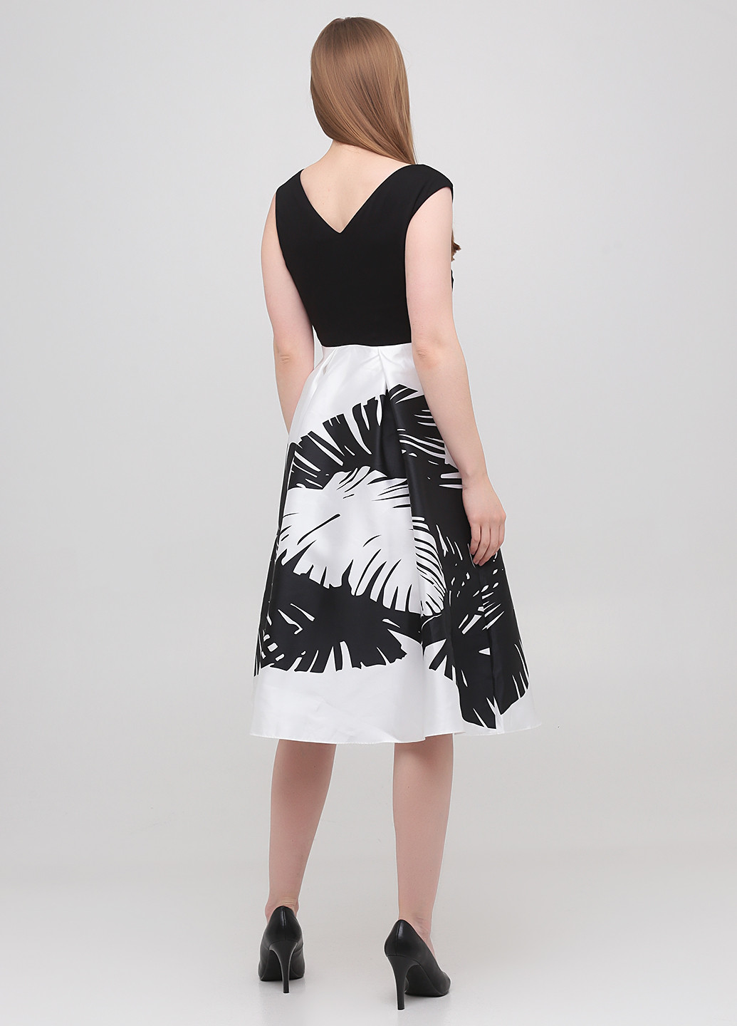 Чорно-білий кежуал сукня кльош Vero Moda з малюнком