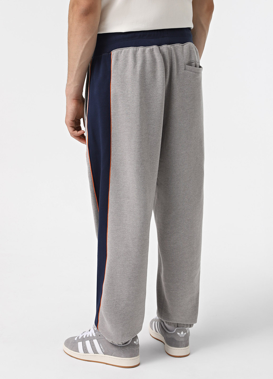 Серые спортивные демисезонные прямые брюки Vans