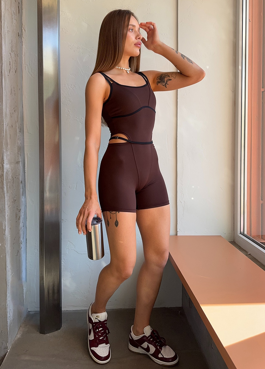 Комбінезон жіночий спортивний NOVA VEGA комбінезон-шорти однотонний темно-коричневий спортивний поліестер, біфлекс