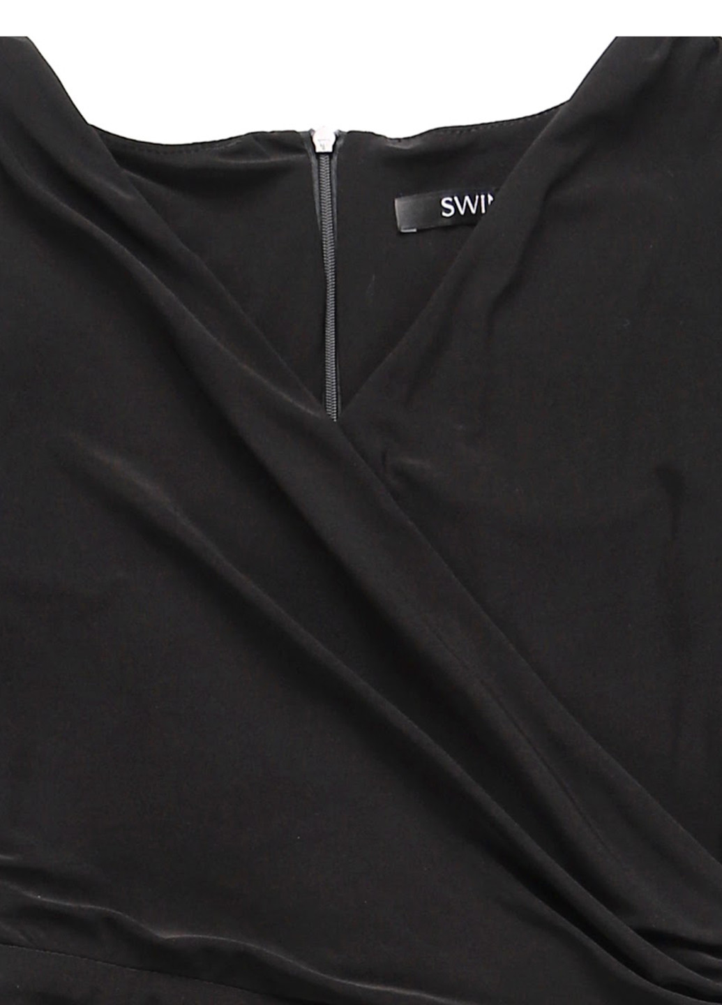 Черное кэжуал платье Swing однотонное