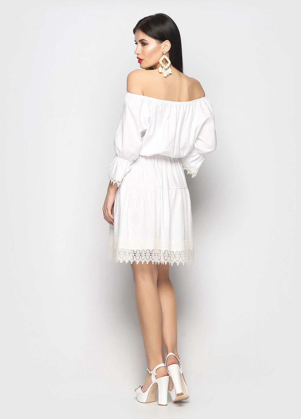 Білий кежуал сукня кльош Larionoff однотонна