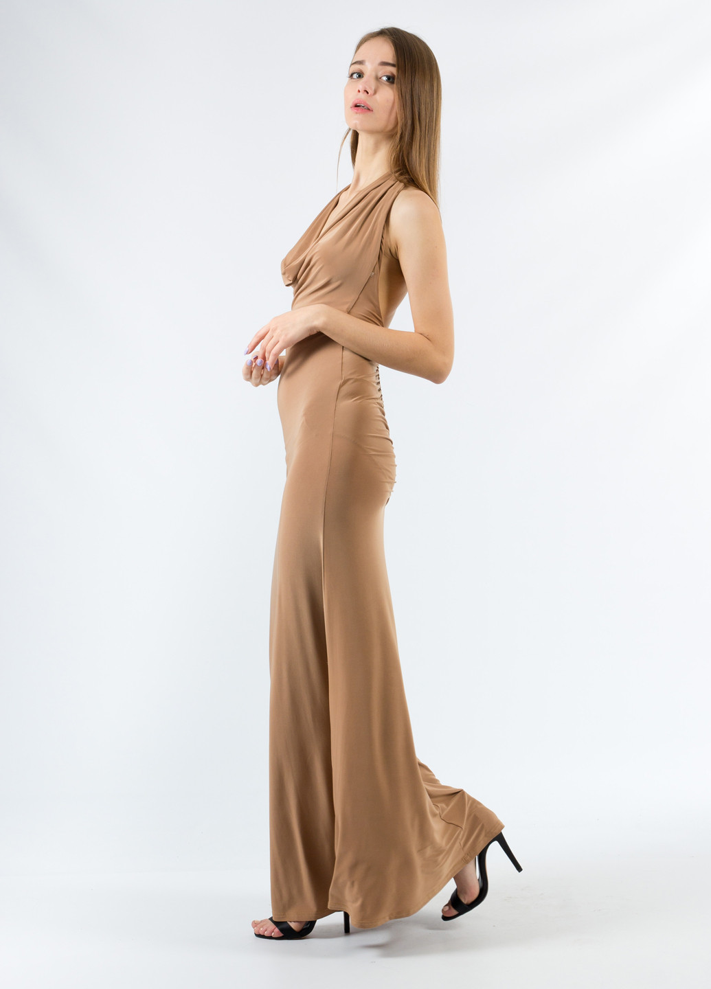 Бежева вечірня плаття, сукня з відкритою спиною NA-KD однотонна