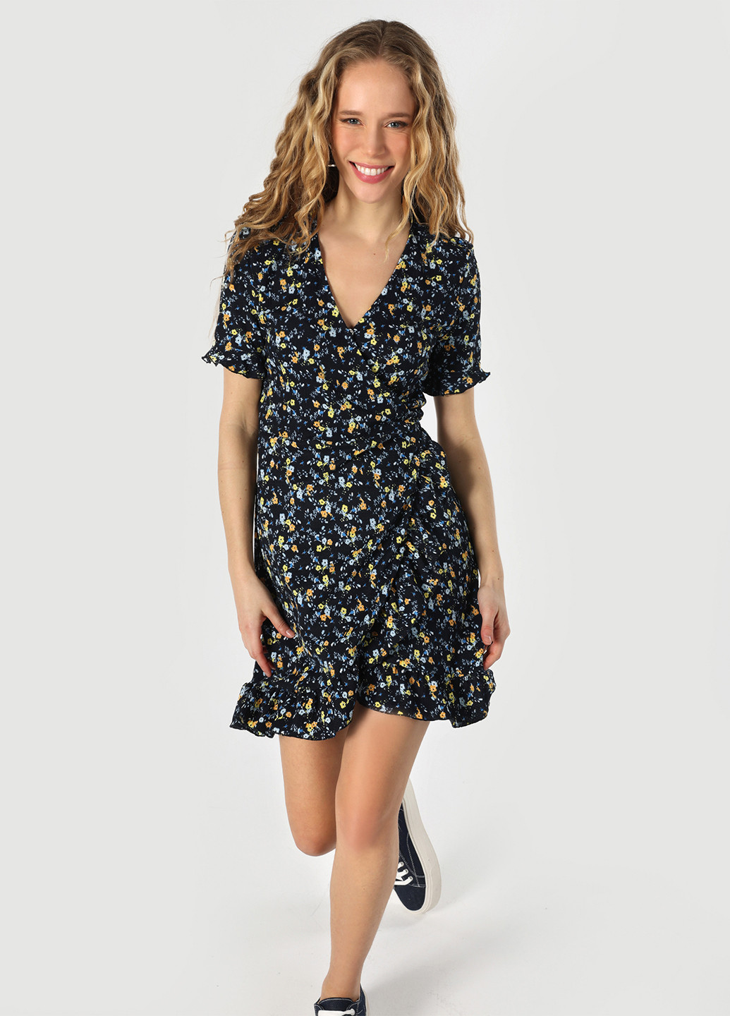 Комбінована кежуал сукня на запах Colin's з квітковим принтом