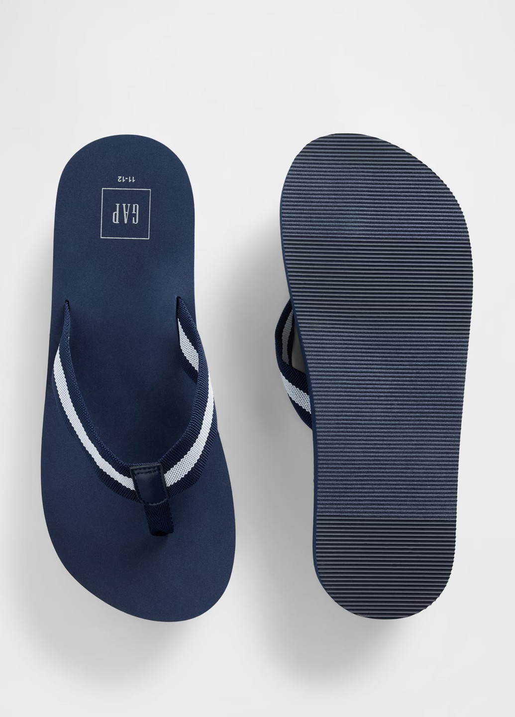 В'єтнамки Gap (364935893)