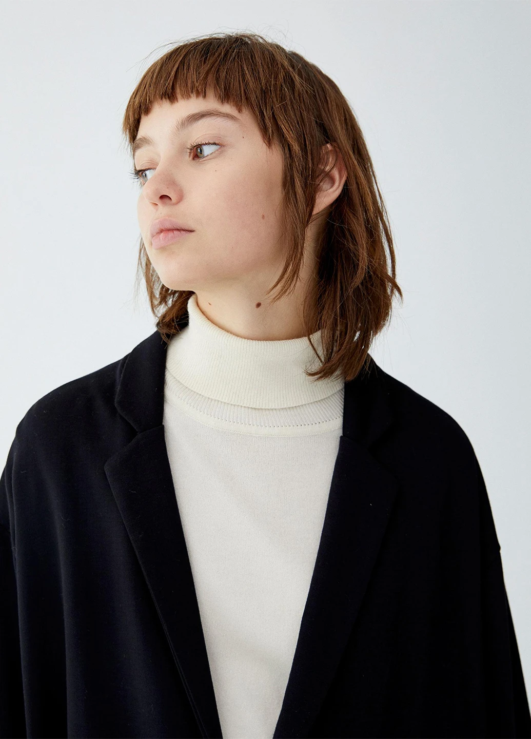 Черный женский жакет Pull & Bear однотонный - демисезонный