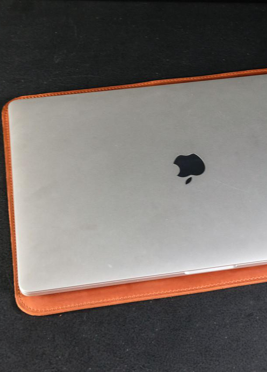 Шкіряний чохол для MacBook Дизайн №1 з повстю Berty (253861516)
