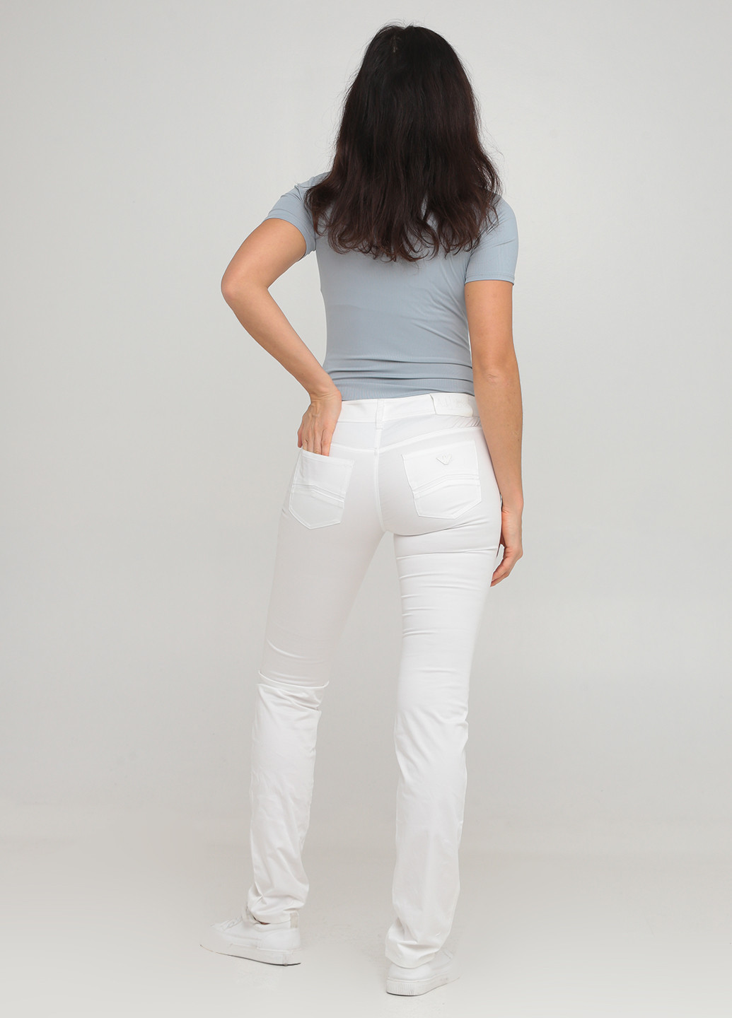 Белые кэжуал демисезонные зауженные брюки Armani Jeans