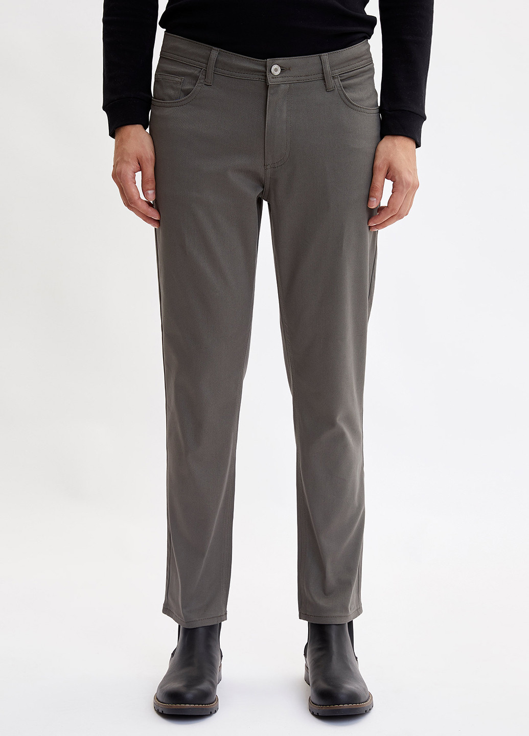 Серые кэжуал демисезонные прямые брюки DeFacto