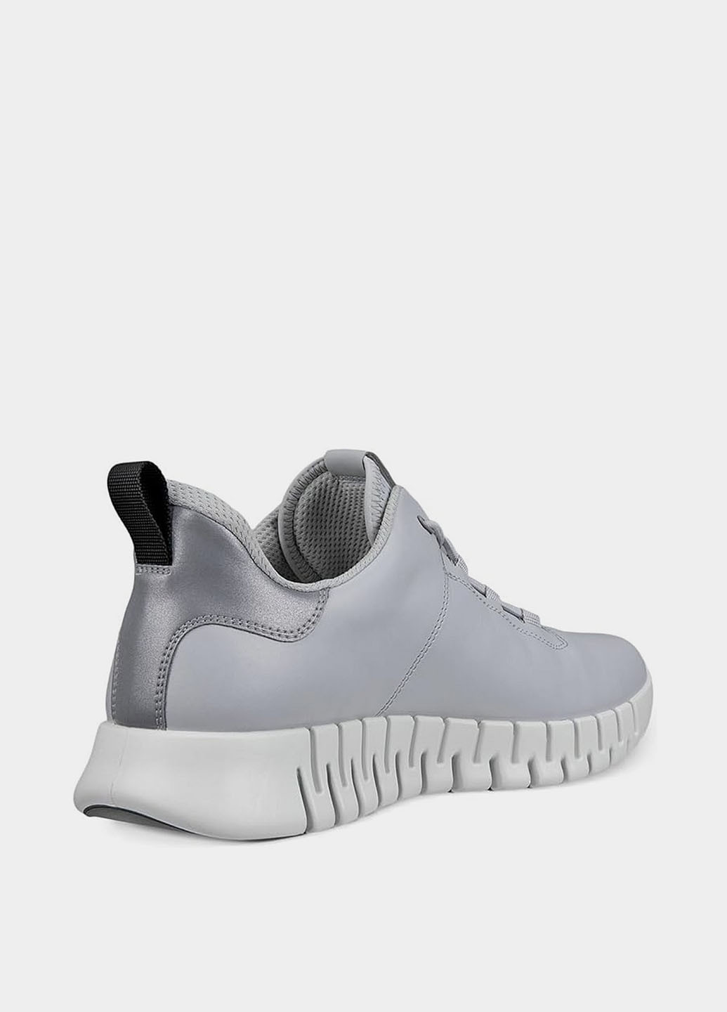 Серые демисезонные кроссовки Ecco