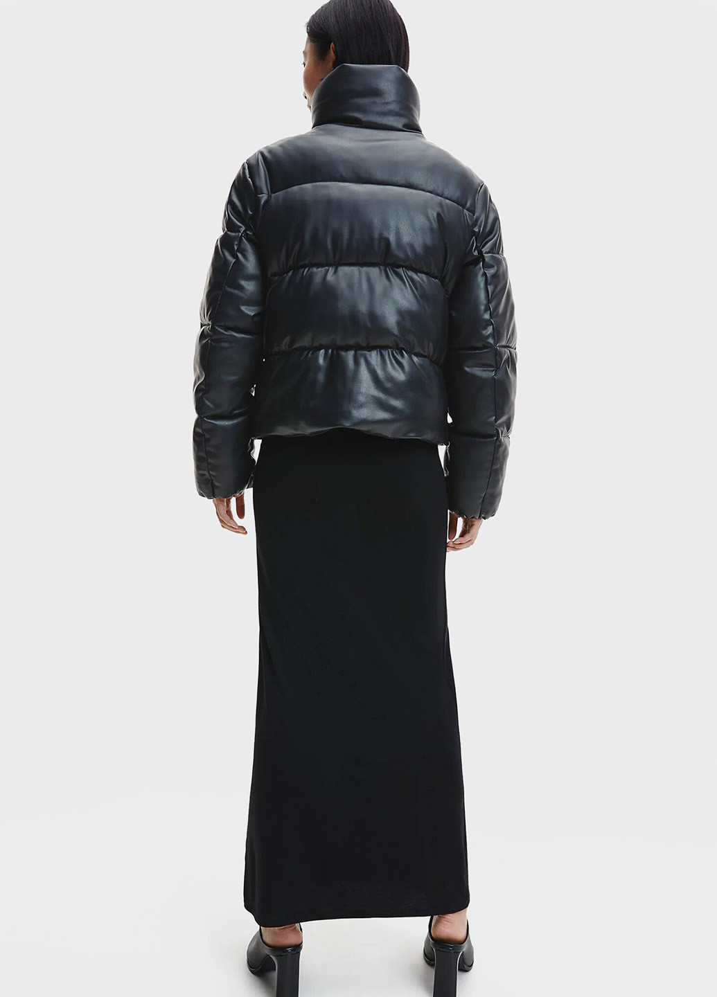 Черная демисезонная куртка Calvin Klein