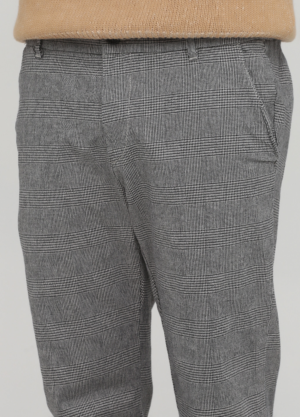 Серые кэжуал демисезонные классические брюки C&A