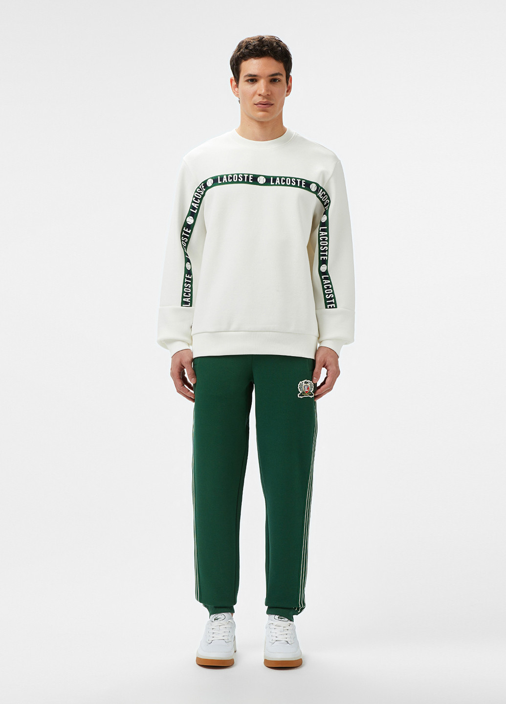 Зеленые спортивные демисезонные джоггеры брюки Lacoste