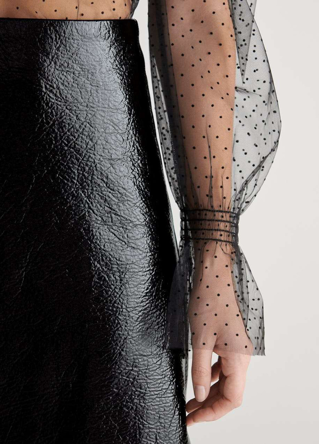 Черная кэжуал однотонная юбка Gina Tricot а-силуэта (трапеция)