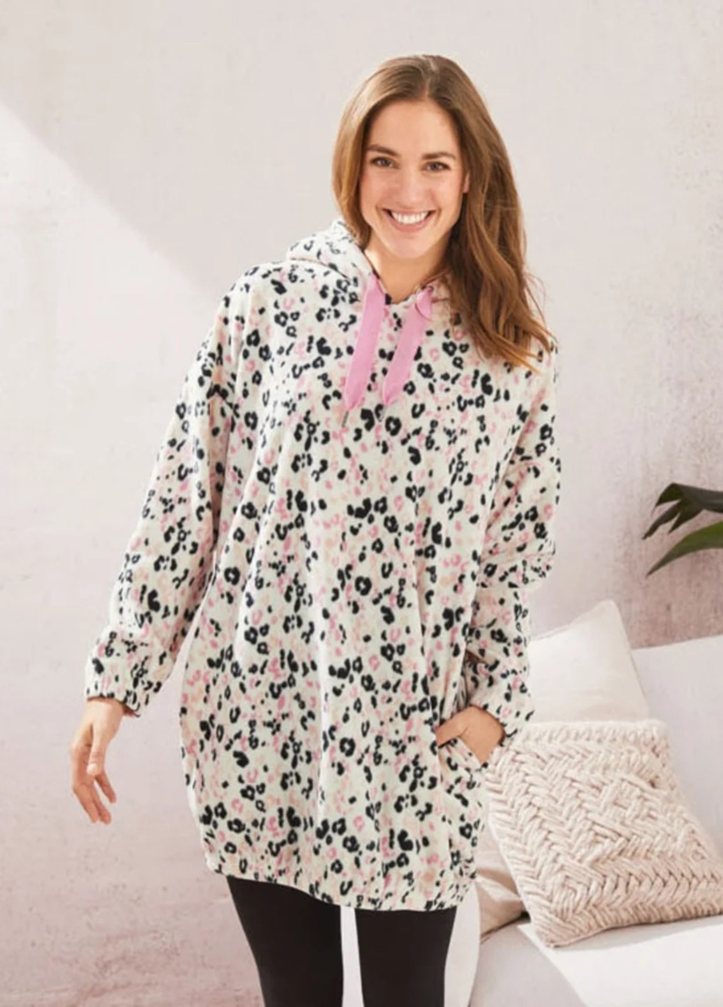 Молочна домашній сукня сукня-худі Esmara з тваринним принтом