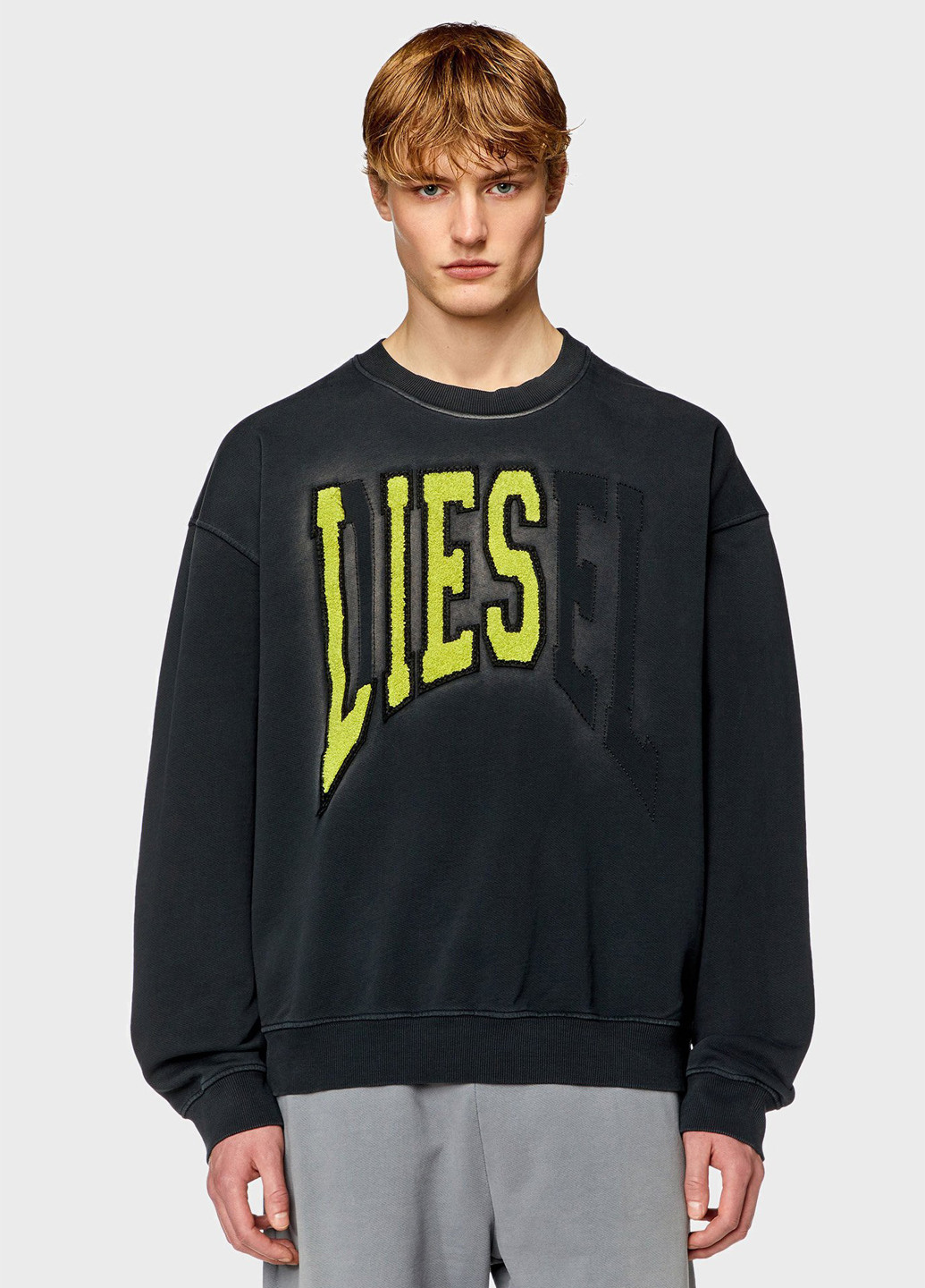 Черный свитшот Diesel надпись нашивки (347656485)