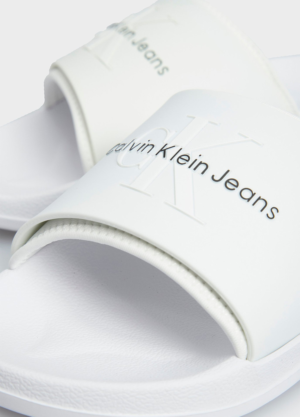 Белые кэжуал, пляжные шлепанцы Calvin Klein Jeans
