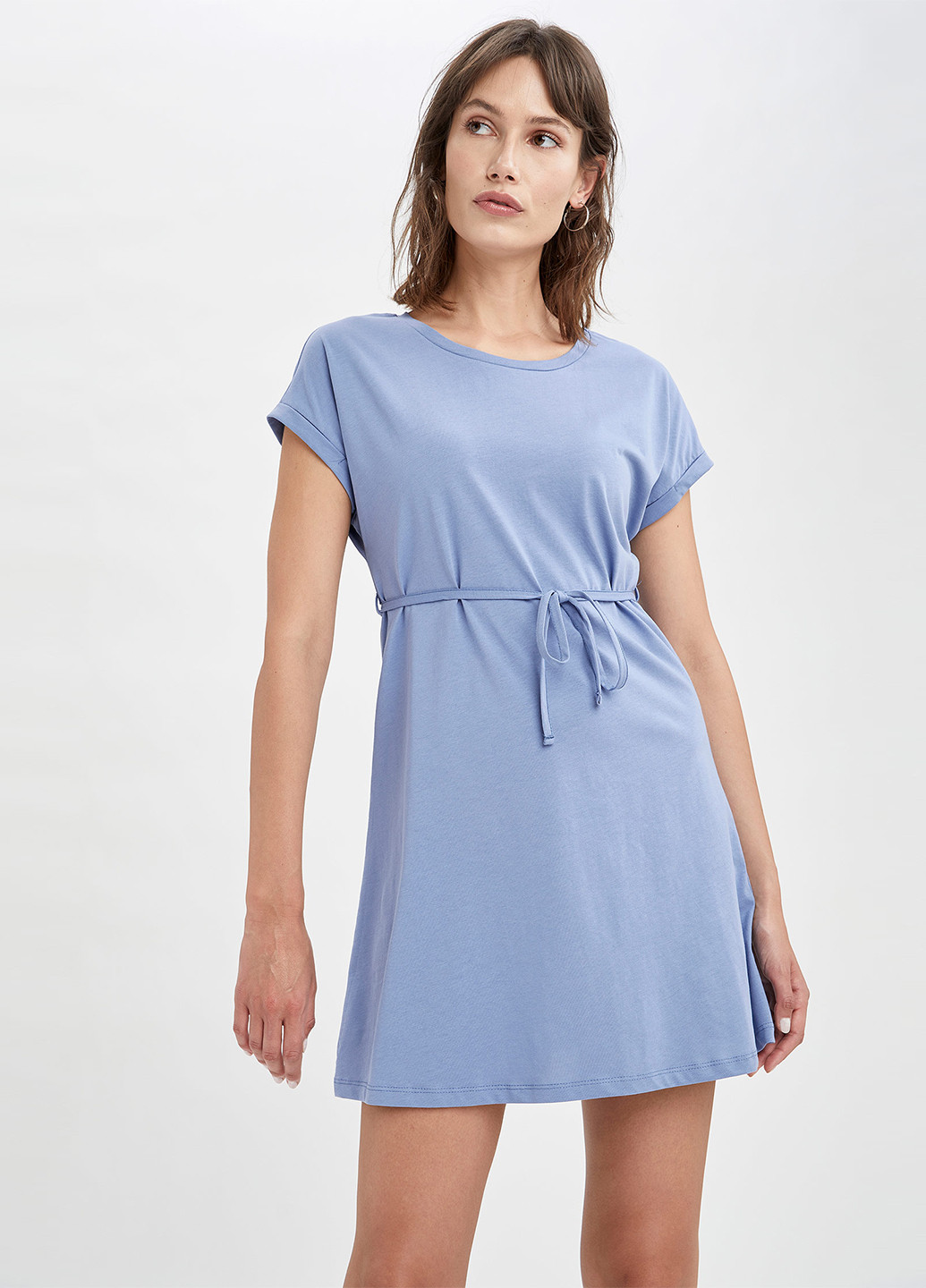 Светло-голубое кэжуал платье платье-футболка DeFacto