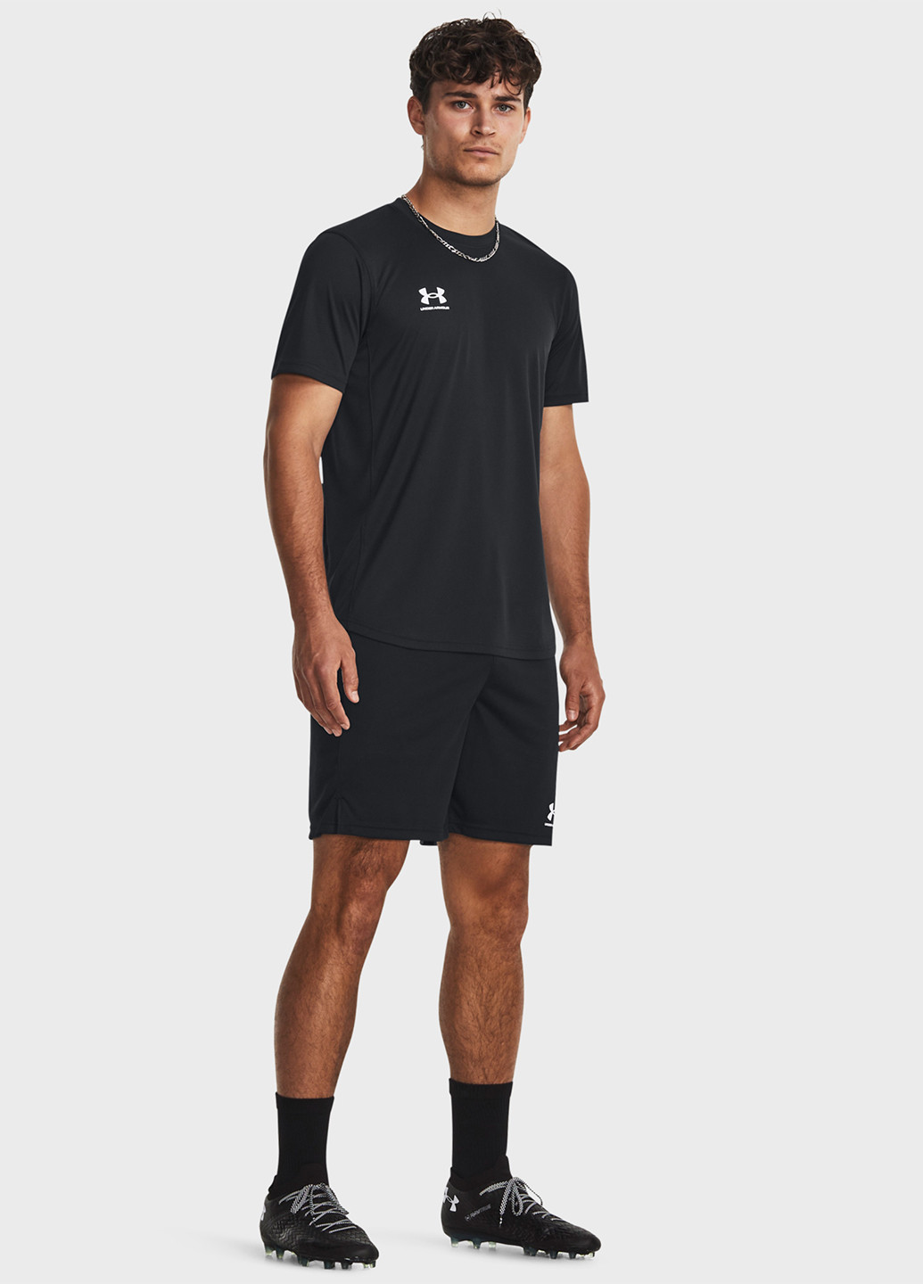 Черная футболка Under Armour