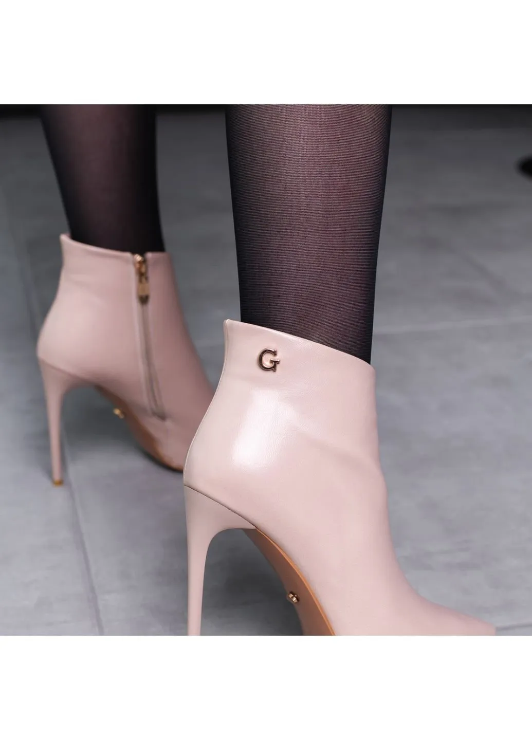 Бежеві демісезонна ботильйони жіночі charisma 3465 39 25 см бежевий Fashion