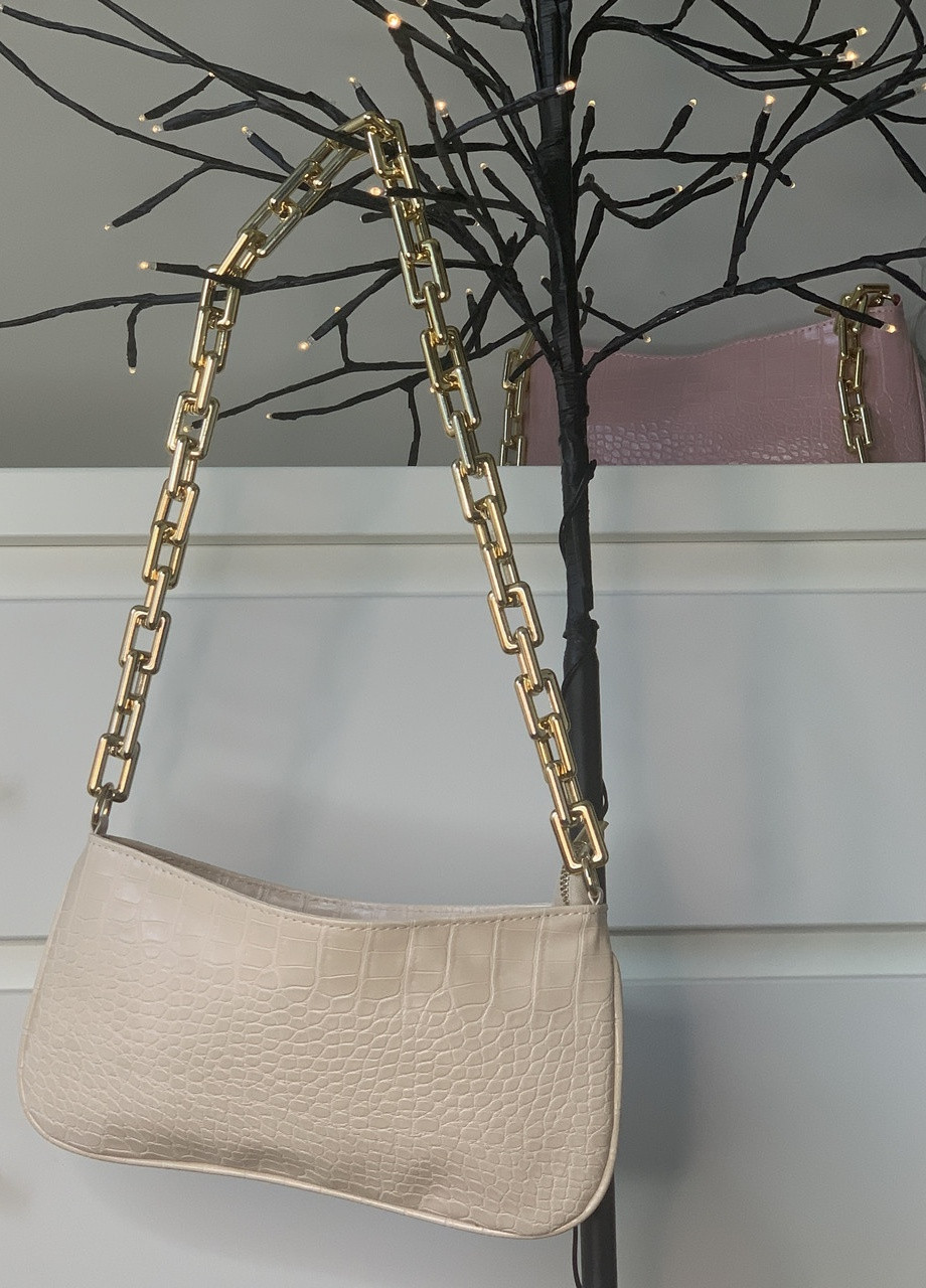 Жіноча класична сумочка багет на товстій золотому ланцюжку рептилія бежева NoName (251204350)
