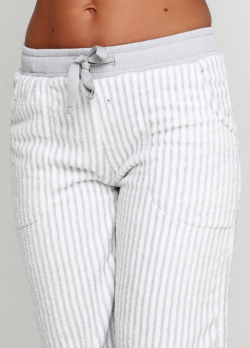 Белая всесезон пижама (жилетка, лонгслив, брюки) лонгслив + брюки Nicoletta
