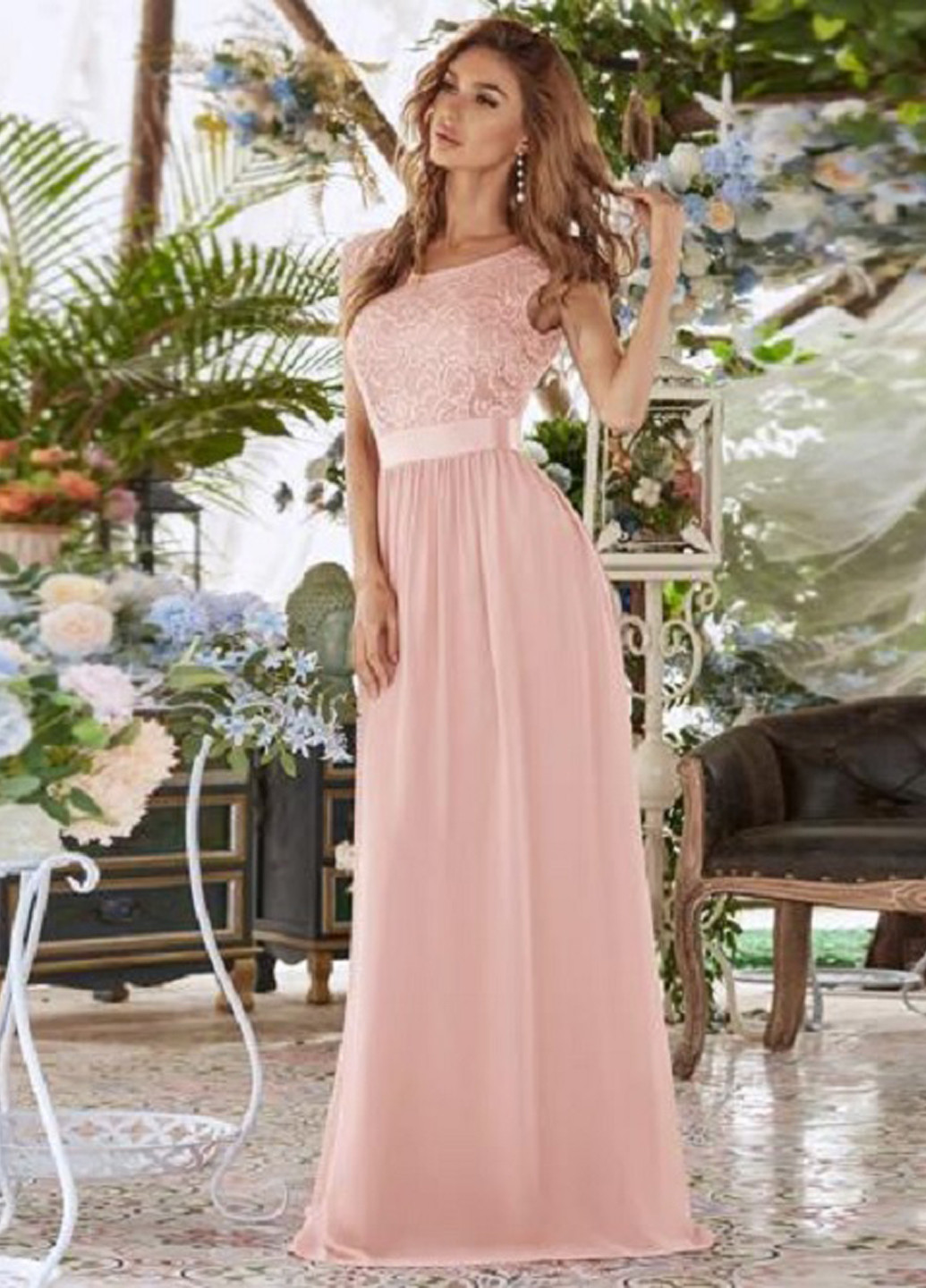 Пудровое праздничный платье клеш SHEIN однотонное